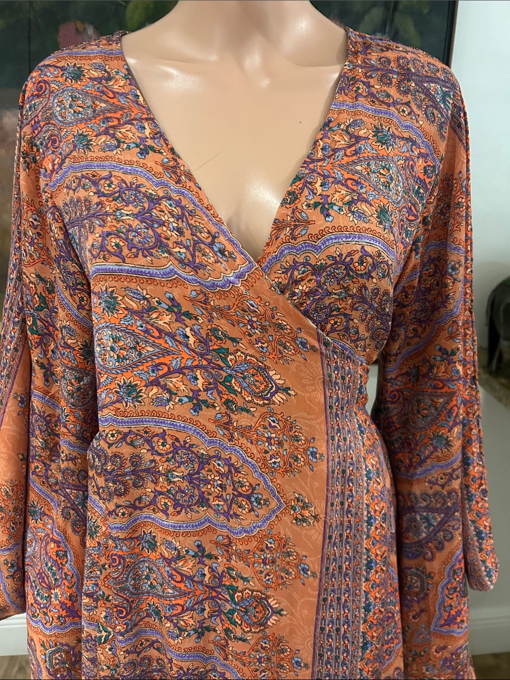 Earthbound Reversible paisley print wrap dress/kimono - Picture 3 of 13